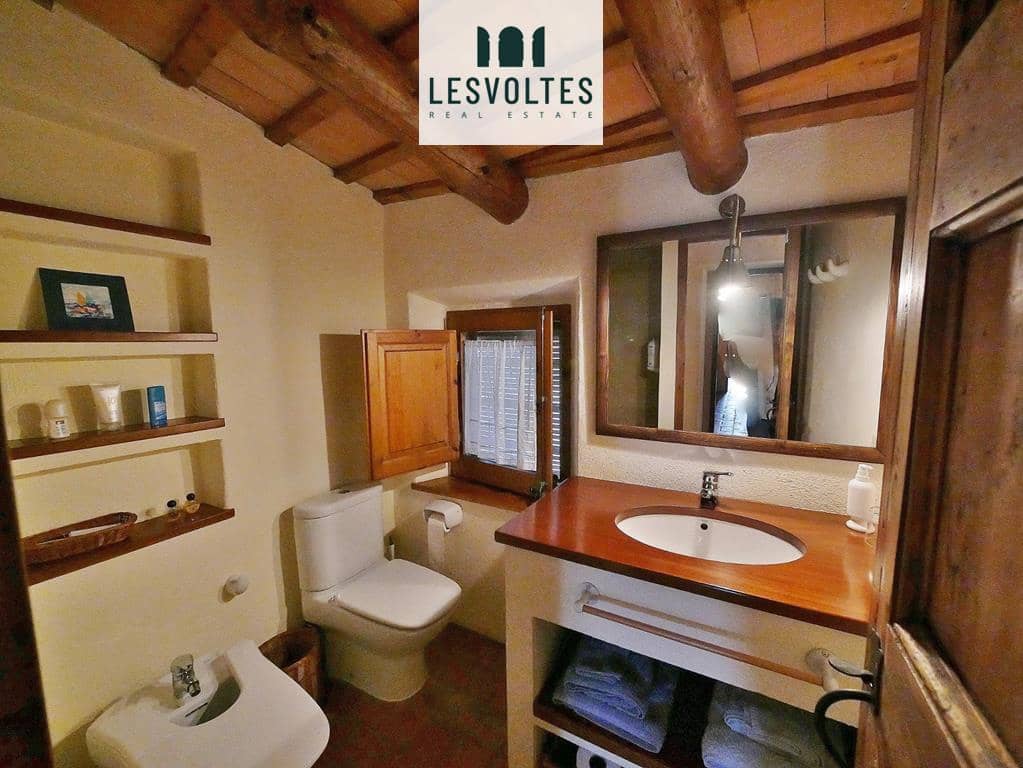 3 bedroom Finca/Country House for sale in La Bisbal d'Emporda with garage - € 990,000 (Ref: 10081939)