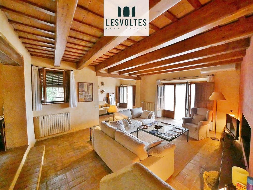 3 bedroom Finca/Country House for sale in La Bisbal d'Emporda with garage - € 990,000 (Ref: 10081939)