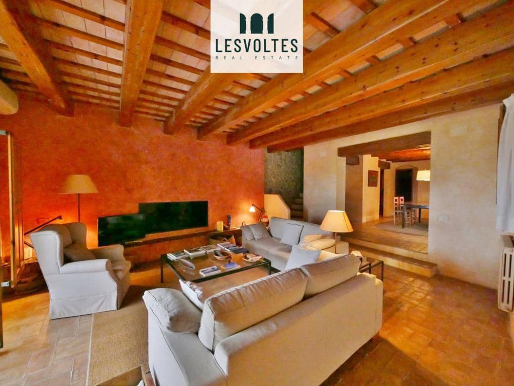 3 bedroom Finca/Country House for sale in La Bisbal d'Emporda with garage - € 990,000 (Ref: 10081939)