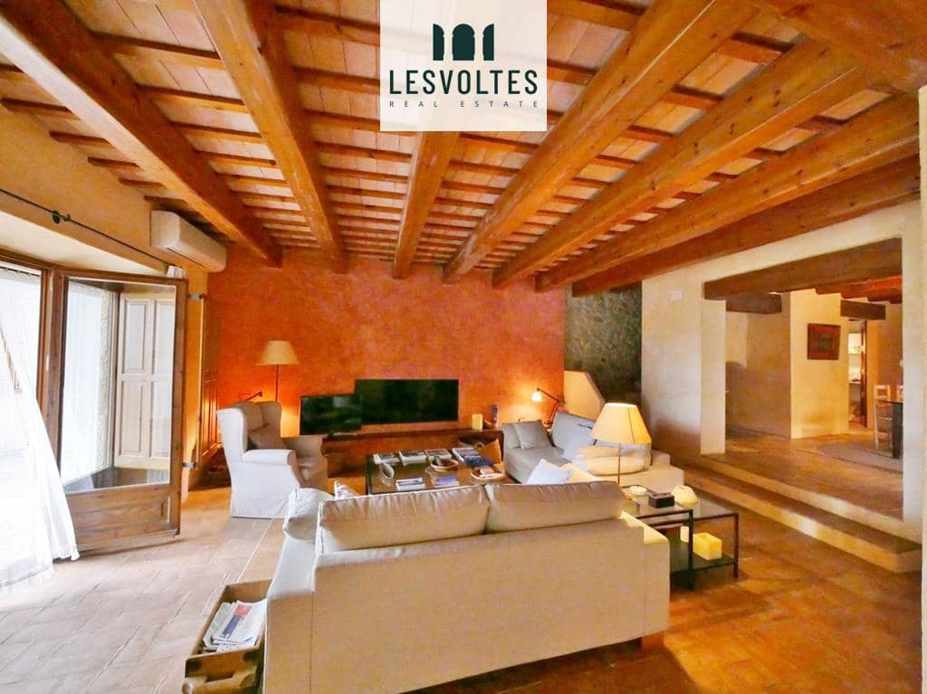 3 bedroom Finca/Country House for sale in La Bisbal d'Emporda with garage - € 990,000 (Ref: 10081939)