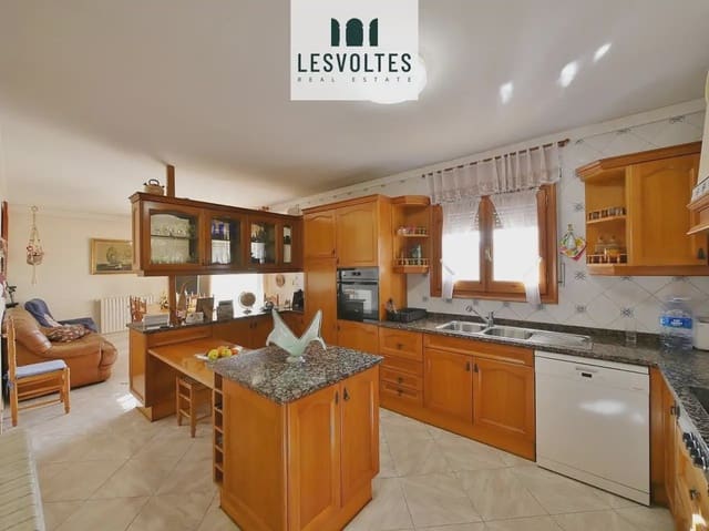6 sypialnia Dom na sprzedaż w La Bisbal d'Empordà z garażem - 420 000 € (Ref: 10081940)