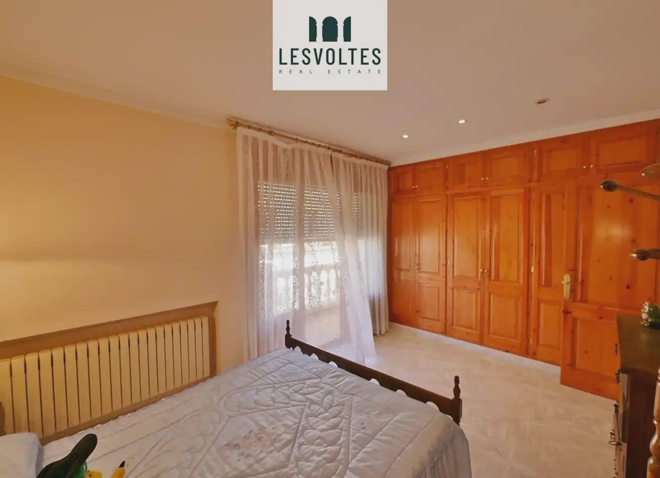 6 sypialnia Dom na sprzedaż w La Bisbal d'Emporda z garażem - 420 000 € (Ref: 10081940)