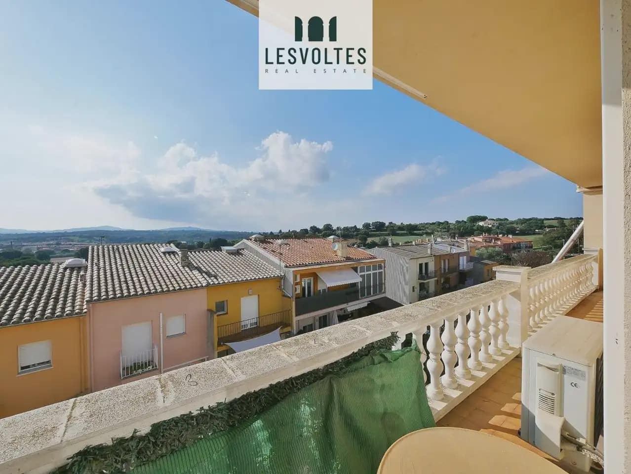 6 sypialnia Dom na sprzedaż w La Bisbal d'Emporda z garażem - 420 000 € (Ref: 10081940)