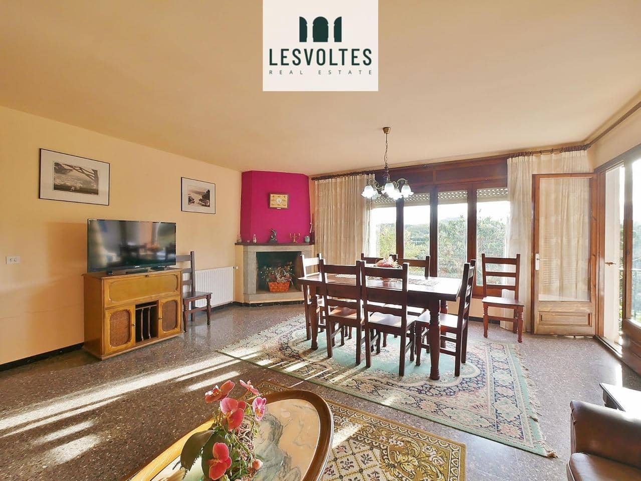 4 bedroom Villa for sale in Pals with garage - € 450,000 (Ref: 10081941)