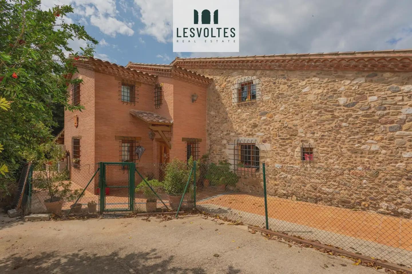 5 chambre Finca/Maison de Campagne à vendre à Juia avec piscine - 895 000 € (Ref: 10081943)