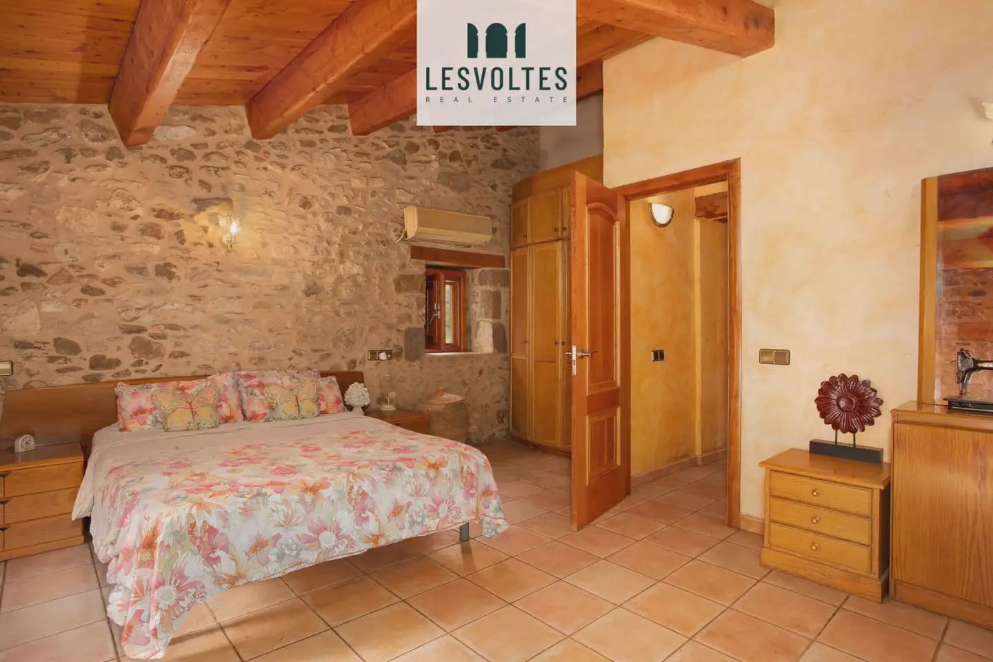5 chambre Finca/Maison de Campagne à vendre à Juia avec piscine - 895 000 € (Ref: 10081943)