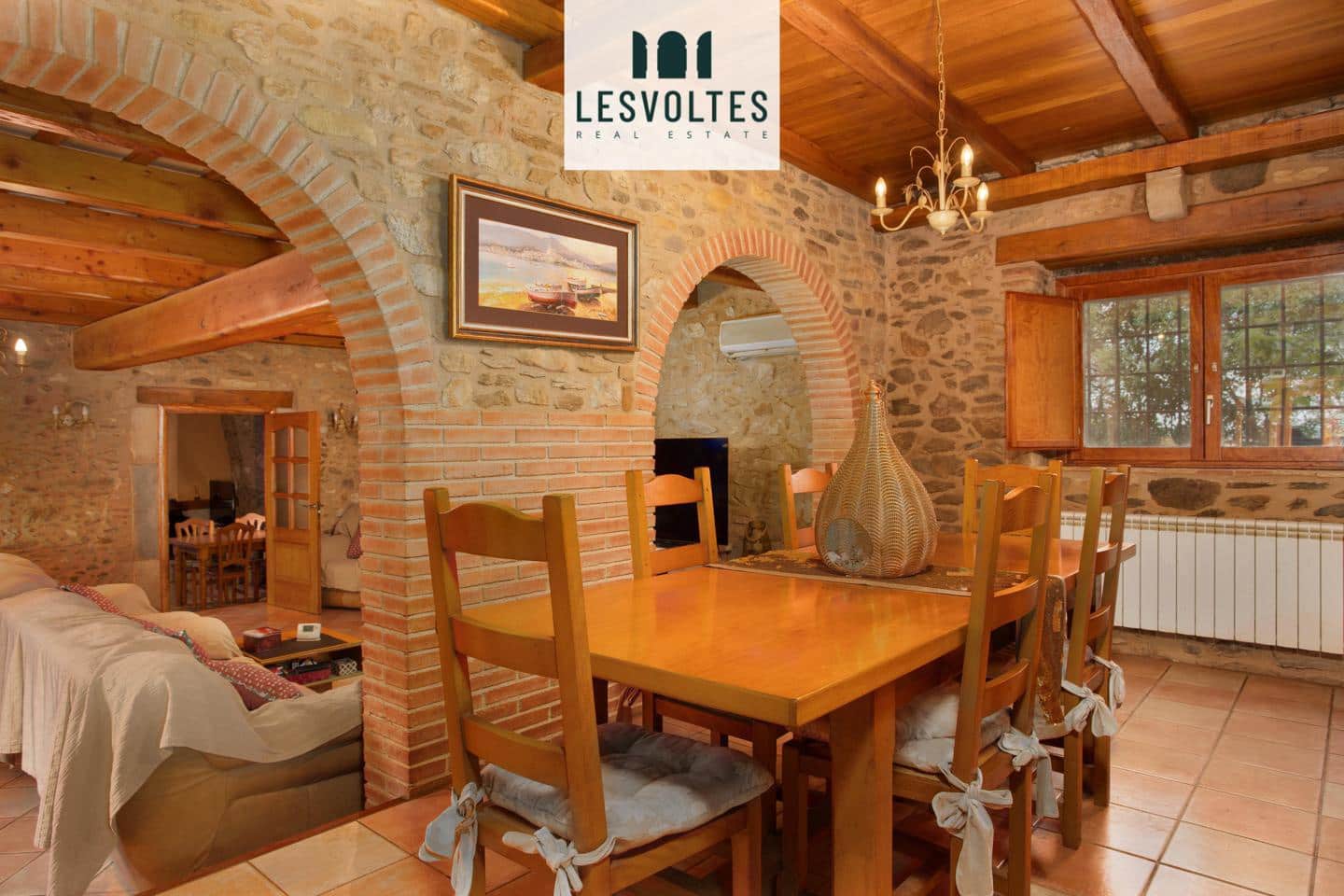5 bedroom Villa for sale in Juia with pool - € 895,000 (Ref: 10081943)