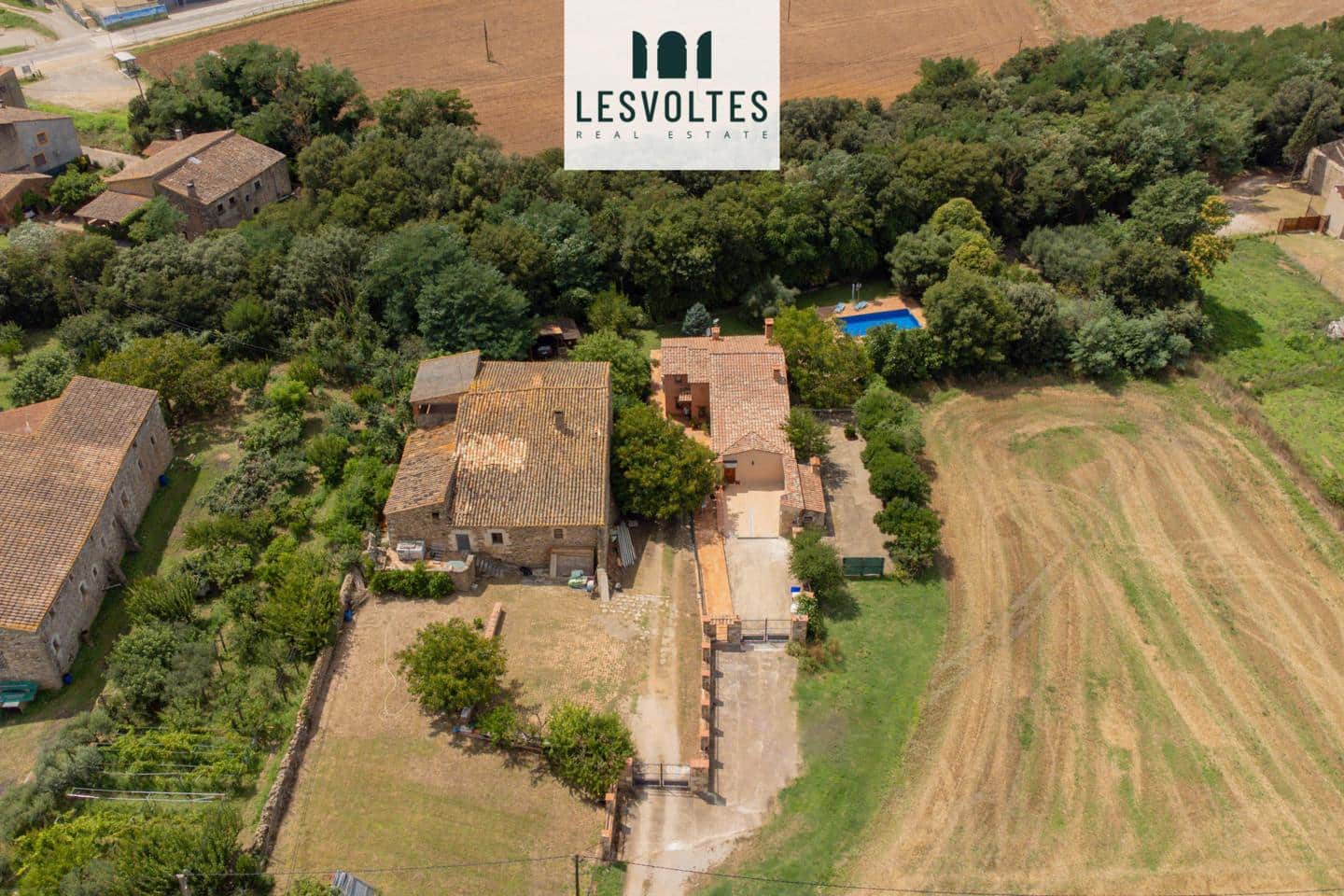 5 bedroom Villa for sale in Juia with pool - € 895,000 (Ref: 10081943)