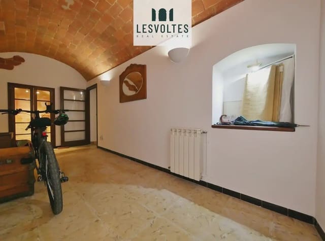 4 soverom Hus til salgs i Pals med garasje - € 485 000 (Ref: 10081944)