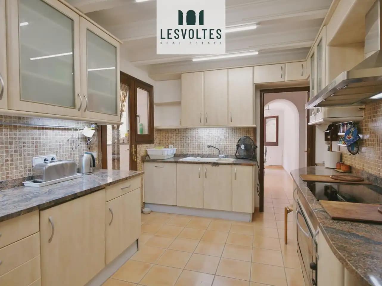 4 soverom Hus til salgs i Pals med garasje - € 485 000 (Ref: 10081944)