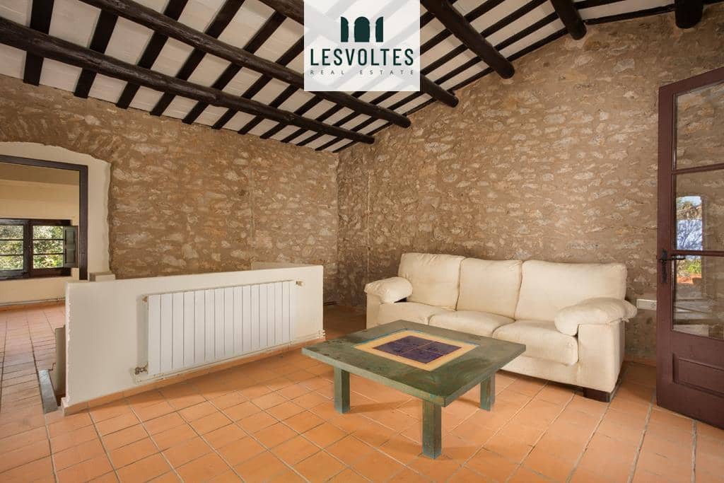 3 bedroom Villa for sale in Foixa - € 900,000 (Ref: 10081945)
