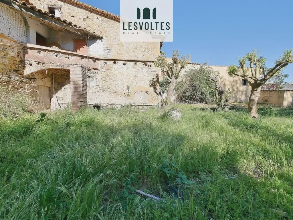 4 sypialnia Finka/Dom wiejski na sprzedaż w La Bisbal d'Emporda z basenem - 624 000 € (Ref: 10081950)