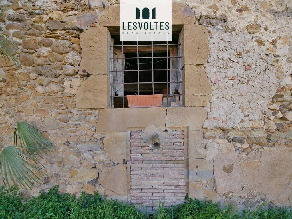 4 quarto Moradia para venda em La Bisbal d'Emporda com piscina garagem - 624 000 € (Ref: 10081950)