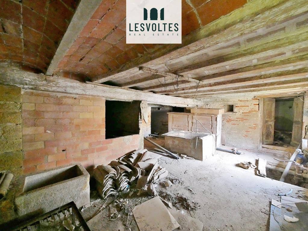 4 quarto Moradia para venda em La Bisbal d'Emporda com piscina garagem - 624 000 € (Ref: 10081950)