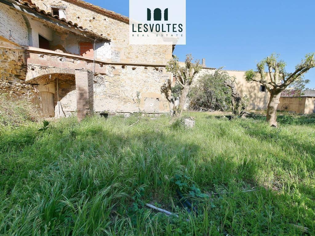 4 quarto Moradia para venda em La Bisbal d'Emporda com piscina garagem - 624 000 € (Ref: 10081950)