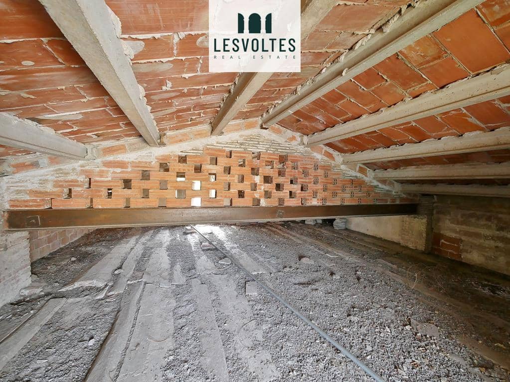 4 quarto Moradia para venda em La Bisbal d'Emporda com piscina garagem - 624 000 € (Ref: 10081950)