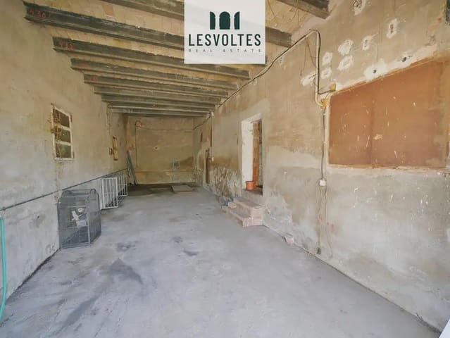 5 sovrum Finca/Hus på landet till salu i Parlavà - 595 000 € (Ref: 10081952)