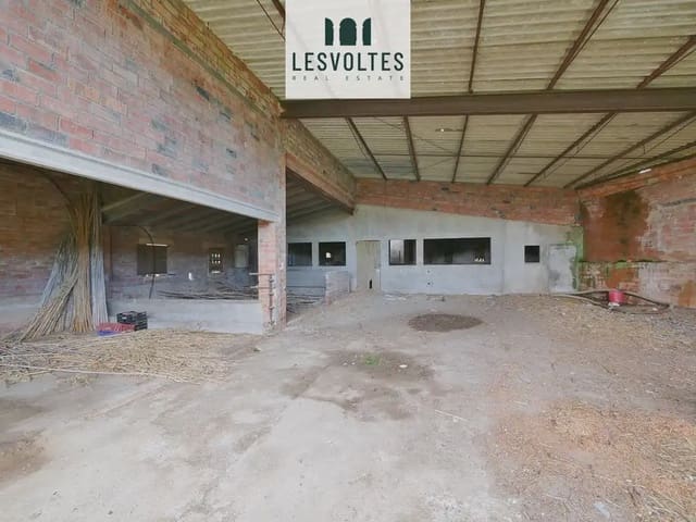 5 sovrum Finca/Hus på landet till salu i Parlavà - 595 000 € (Ref: 10081952)