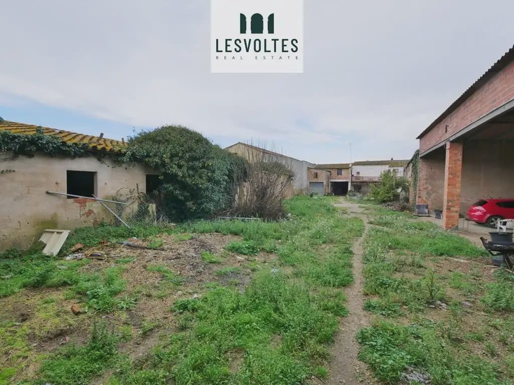 5 sypialnia Finka/Dom wiejski na sprzedaż w Parlava - 595 000 € (Ref: 10081952)