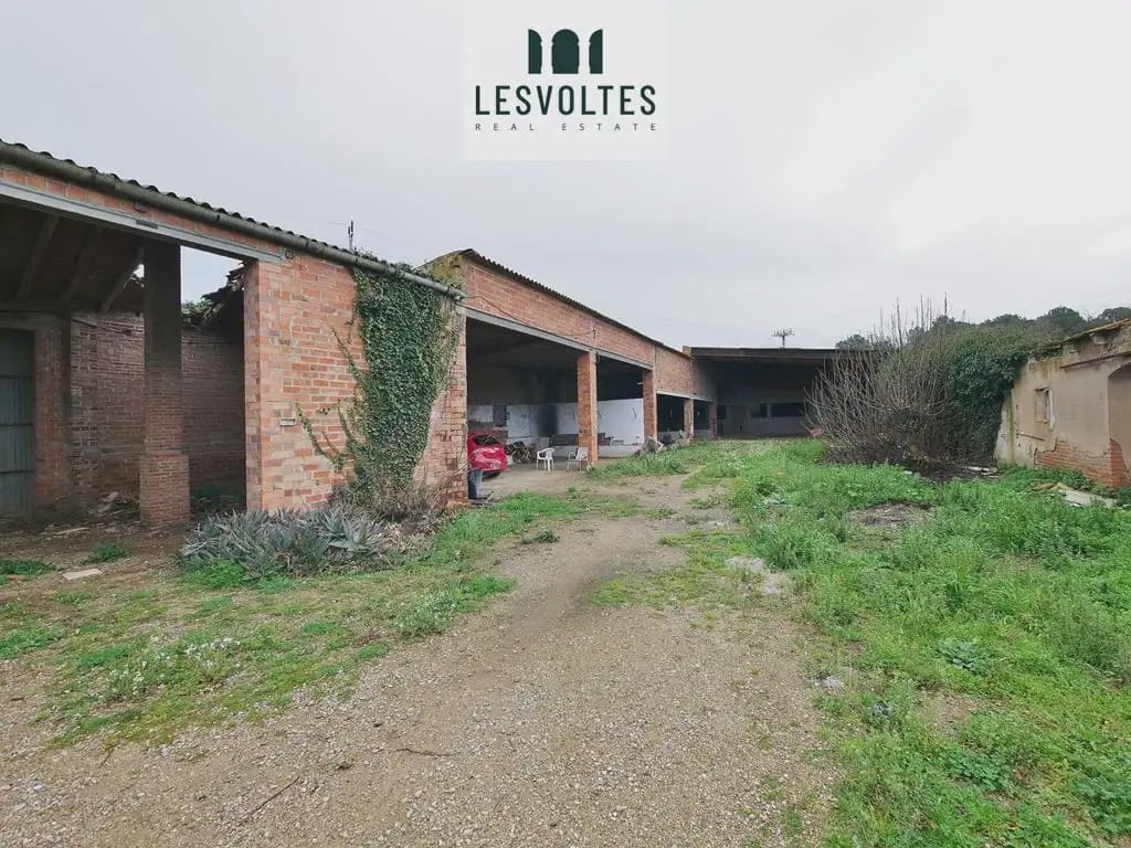5 sypialnia Finka/Dom wiejski na sprzedaż w Parlava - 595 000 € (Ref: 10081952)