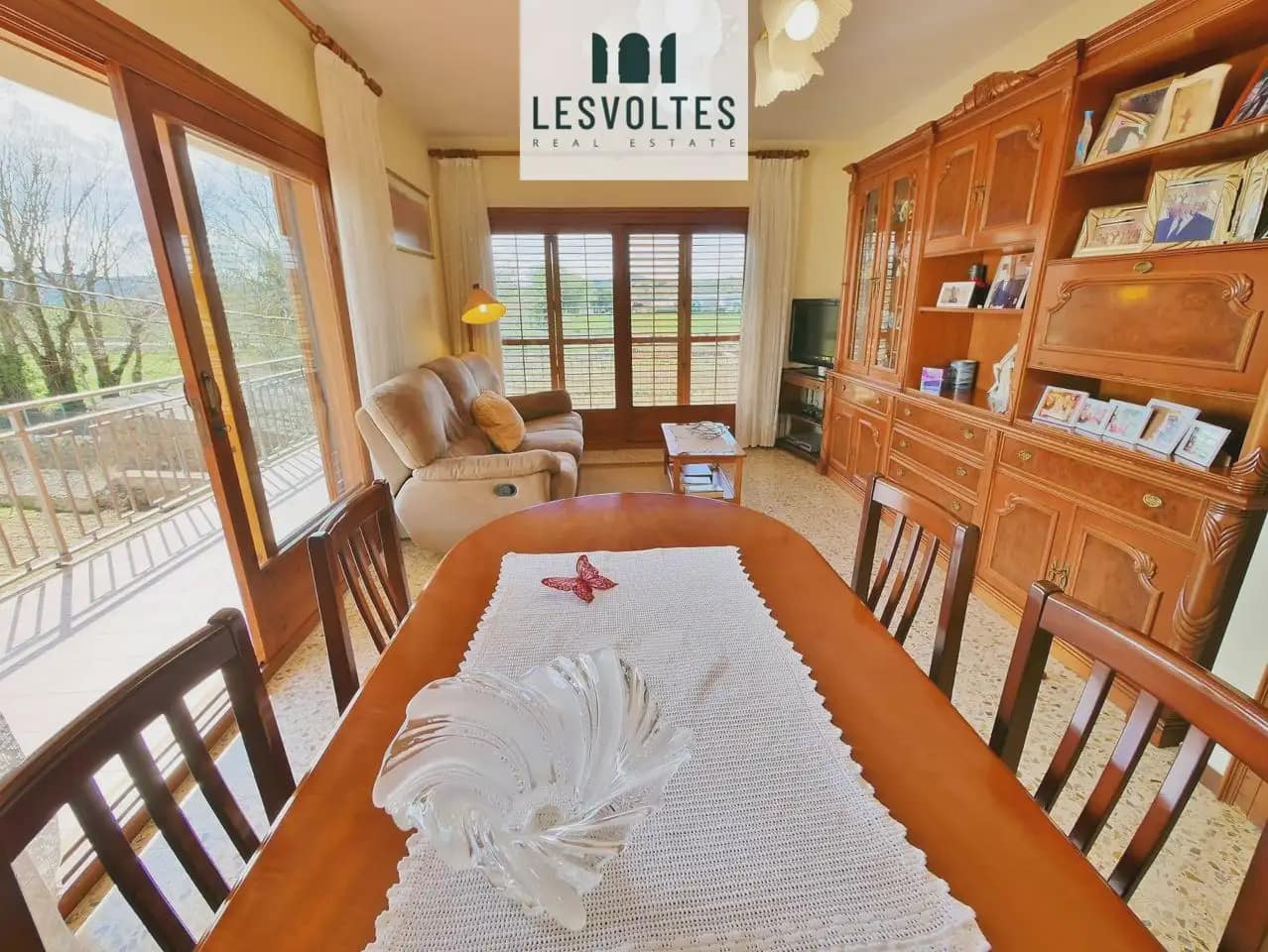 Casa de 4 habitaciones en La Bisbal d'Empordà en venta - 450.000 € (Ref: 10081954)
