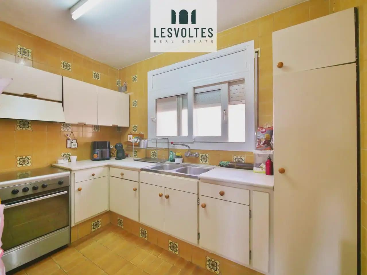 6 soverom Kjedet enebolig til salgs i Palafrugell med garasje - € 390 000 (Ref: 10081955)