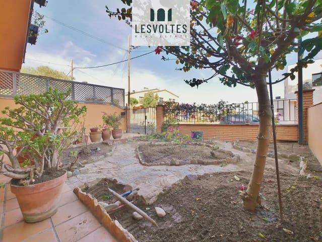 6 Zimmer Doppelhaus zu verkaufen in Palafrugell mit Garage - 390.000 € (Ref: 10081955)