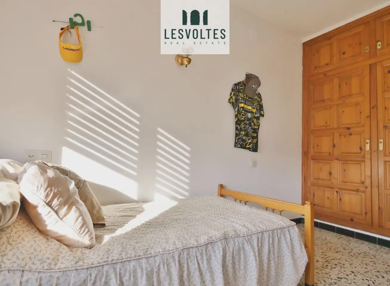 6 soverom Kjedet enebolig til salgs i Palafrugell med garasje - € 390 000 (Ref: 10081955)