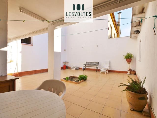 Chalet de 6 habitaciones en Palafrugell en venta con garaje - 390.000 € (Ref: 10081955)