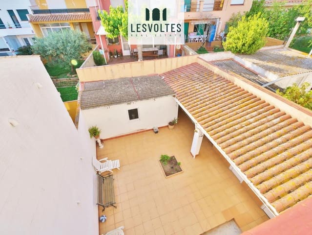 Chalet de 6 habitaciones en Palafrugell en venta con garaje - 390.000 € (Ref: 10081955)