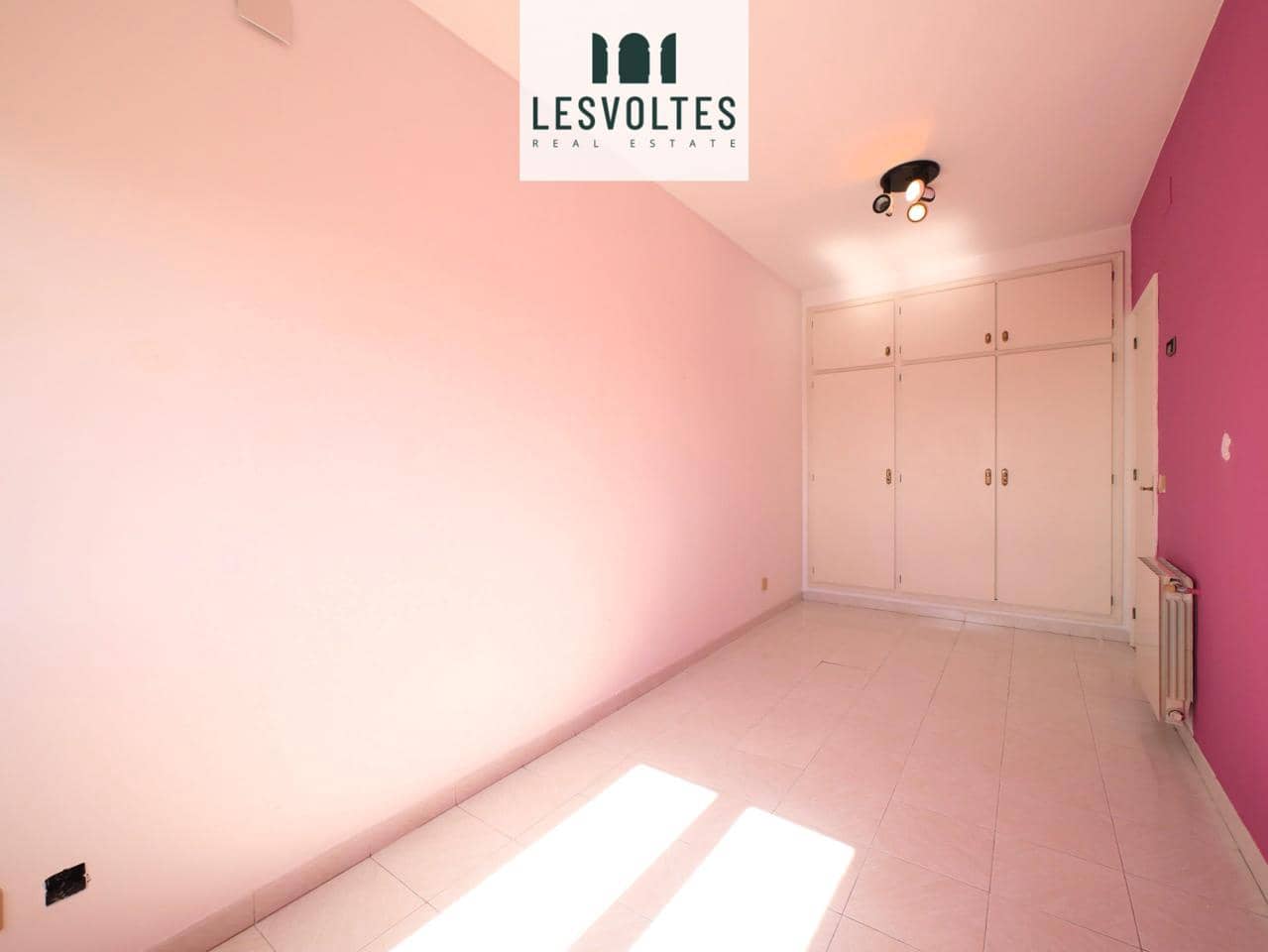 4 bedroom Villa for sale in Palafrugell - € 338,000 (Ref: 10081957)