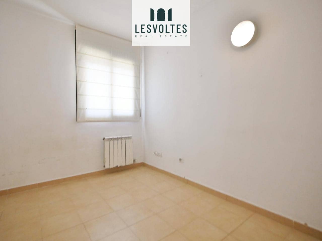 3 bedroom Flat for sale in Palafrugell with garage - € 225,000 (Ref: 10081958)