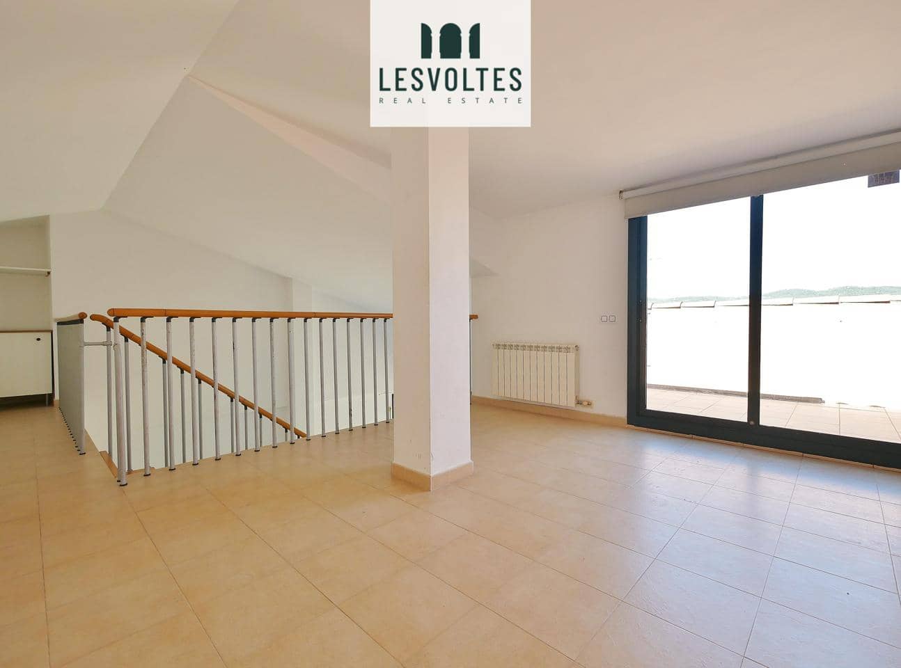 3 bedroom Flat for sale in Palafrugell with garage - € 225,000 (Ref: 10081958)