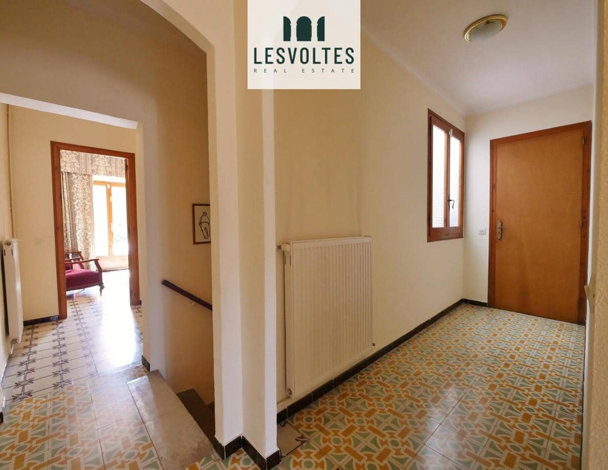 6 bedroom Villa for sale in Palafrugell with garage - € 750,000 (Ref: 10081959)