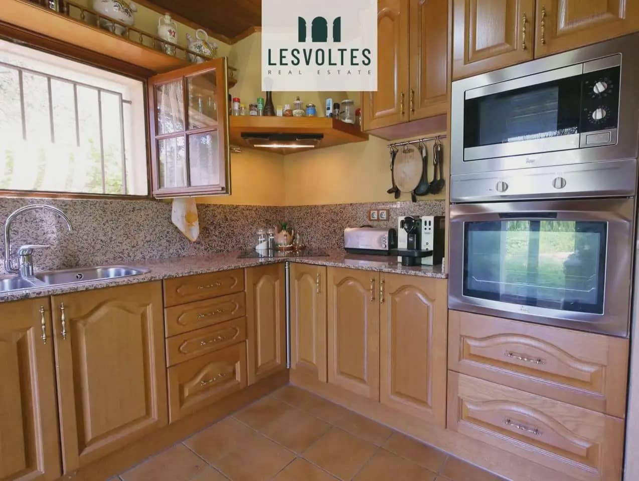 3 makuuhuone Huvila myytävänä paikassa Ventallo mukana uima-altaan - 485 000 € (Ref: 10081960)