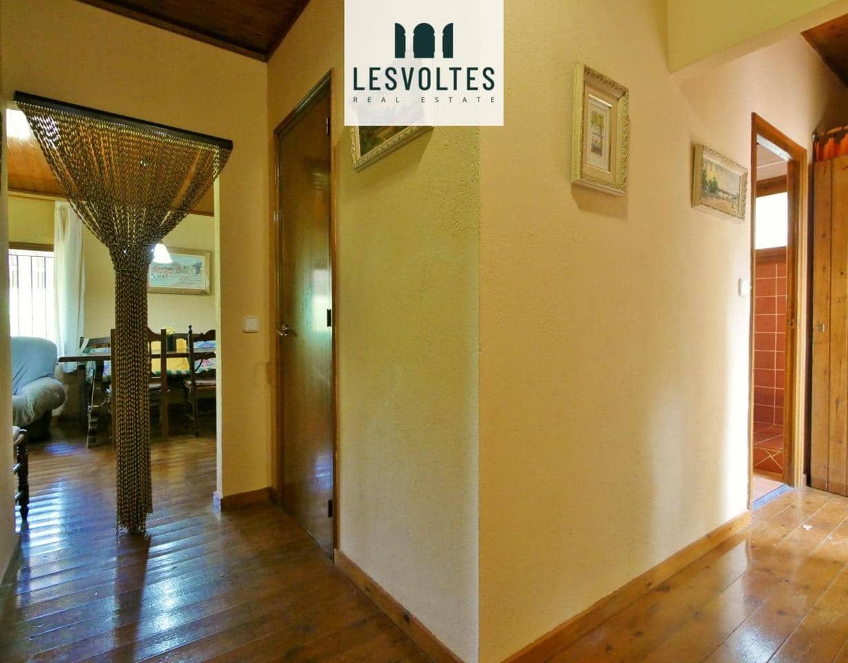 3 bedroom Villa for sale in Ventallo with pool - € 485,000 (Ref: 10081960)