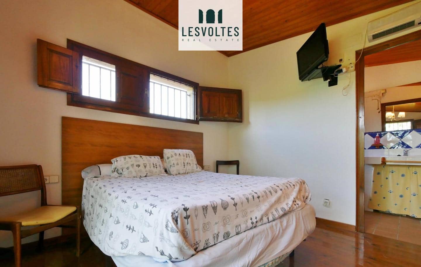 3 bedroom Villa for sale in Ventallo with pool - € 485,000 (Ref: 10081960)