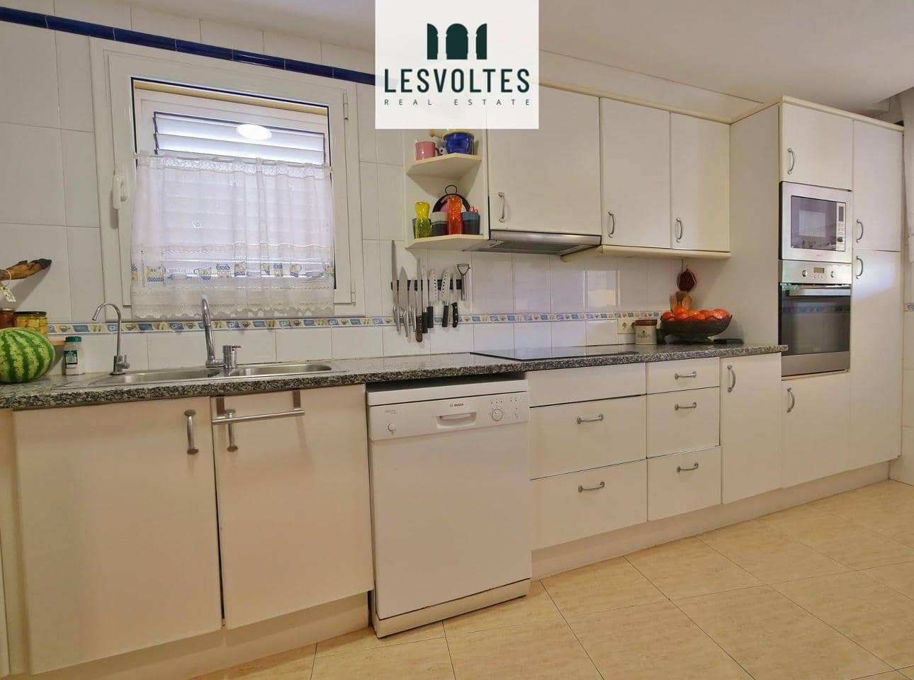 3 bedroom Villa for sale in Palafrugell with garage - € 395,000 (Ref: 10081961)