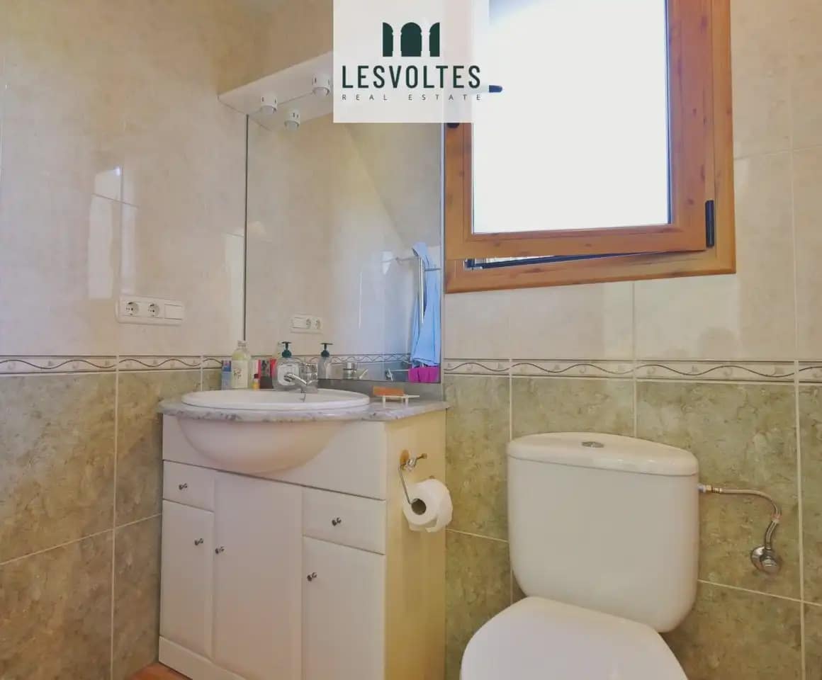 4 soverom Kjedet enebolig til salgs i Bellcaire d'Emporda med svømmebasseng - € 375 000 (Ref: 10081962)