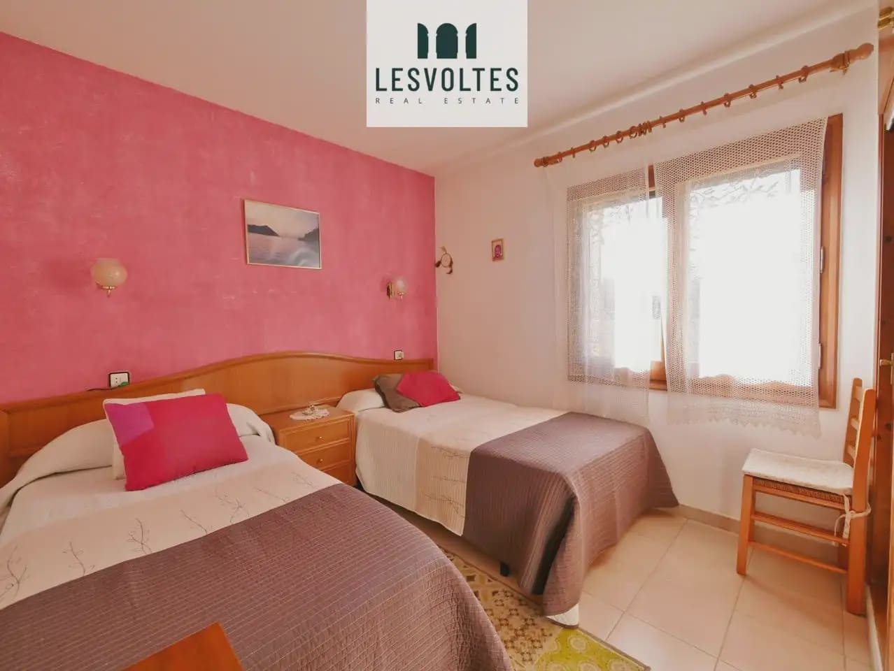 4 soverom Kjedet enebolig til salgs i Bellcaire d'Emporda med svømmebasseng - € 375 000 (Ref: 10081962)