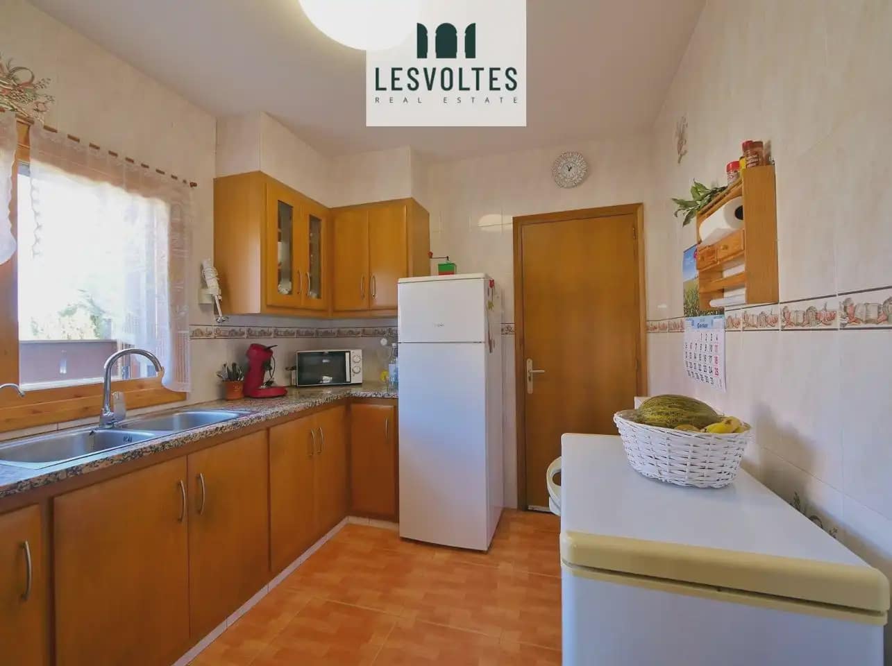 4 soverom Kjedet enebolig til salgs i Bellcaire d'Emporda med svømmebasseng - € 375 000 (Ref: 10081962)