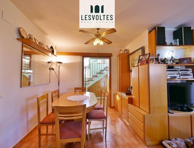 4 Zimmer Villa zu verkaufen in Bellcaire d'Empordà mit Pool Garage - 375.000 € (Ref: 10081962)