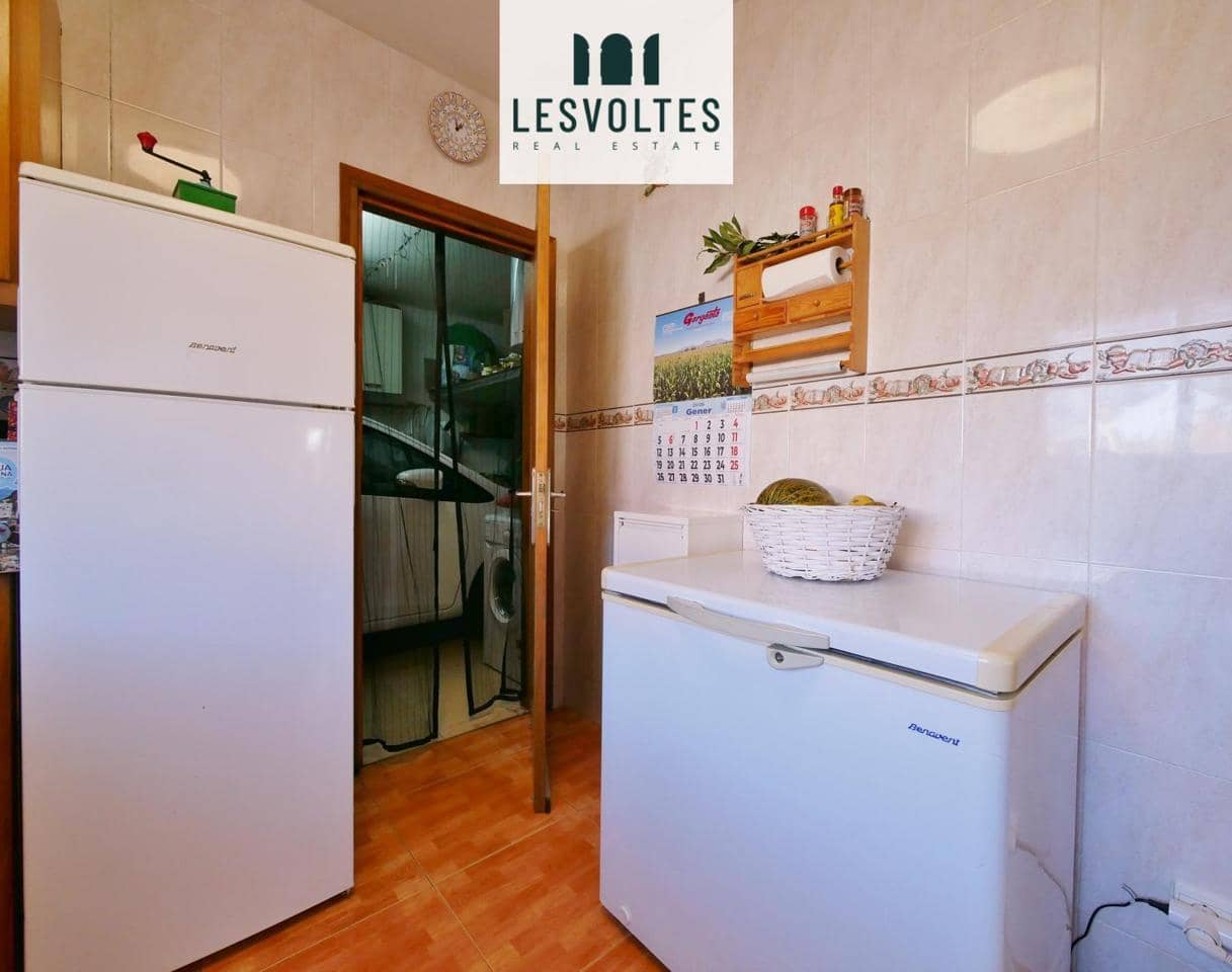 4 bedroom Villa for sale in Bellcaire d'Emporda with pool garage - € 375,000 (Ref: 10081962)