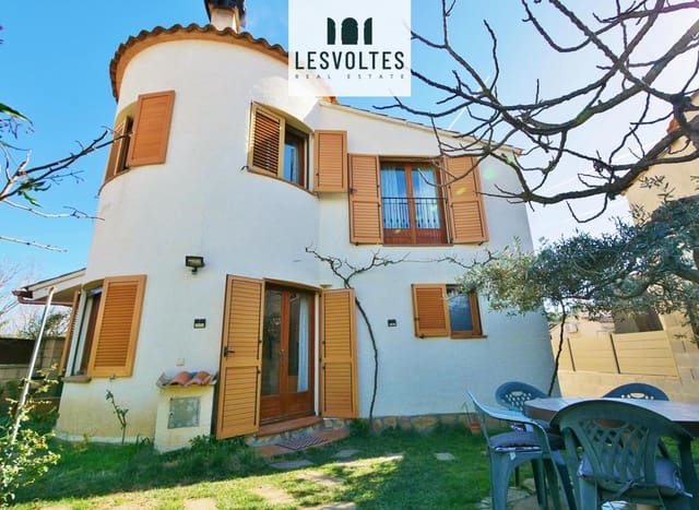 4 Zimmer Villa zu verkaufen in Bellcaire d'Empordà mit Pool Garage - 375.000 € (Ref: 10081962)