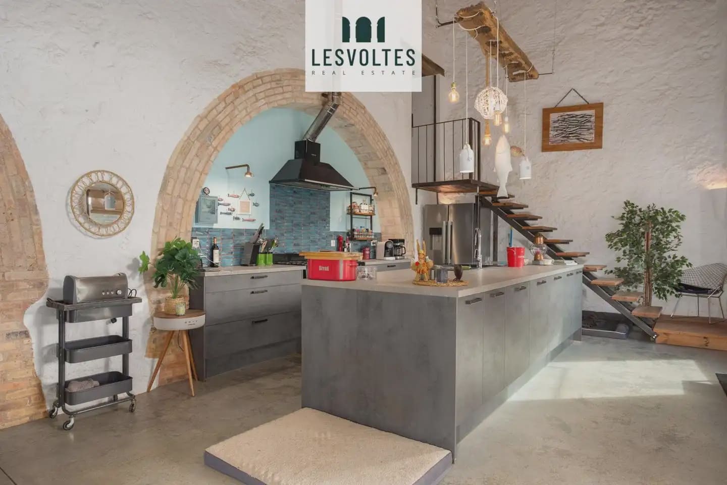 9 soveværelse Finca/Landehus til salg i Bellcaire d'Emporda med swimmingpool garage - € 1.990.000 (Ref: 10081963)
