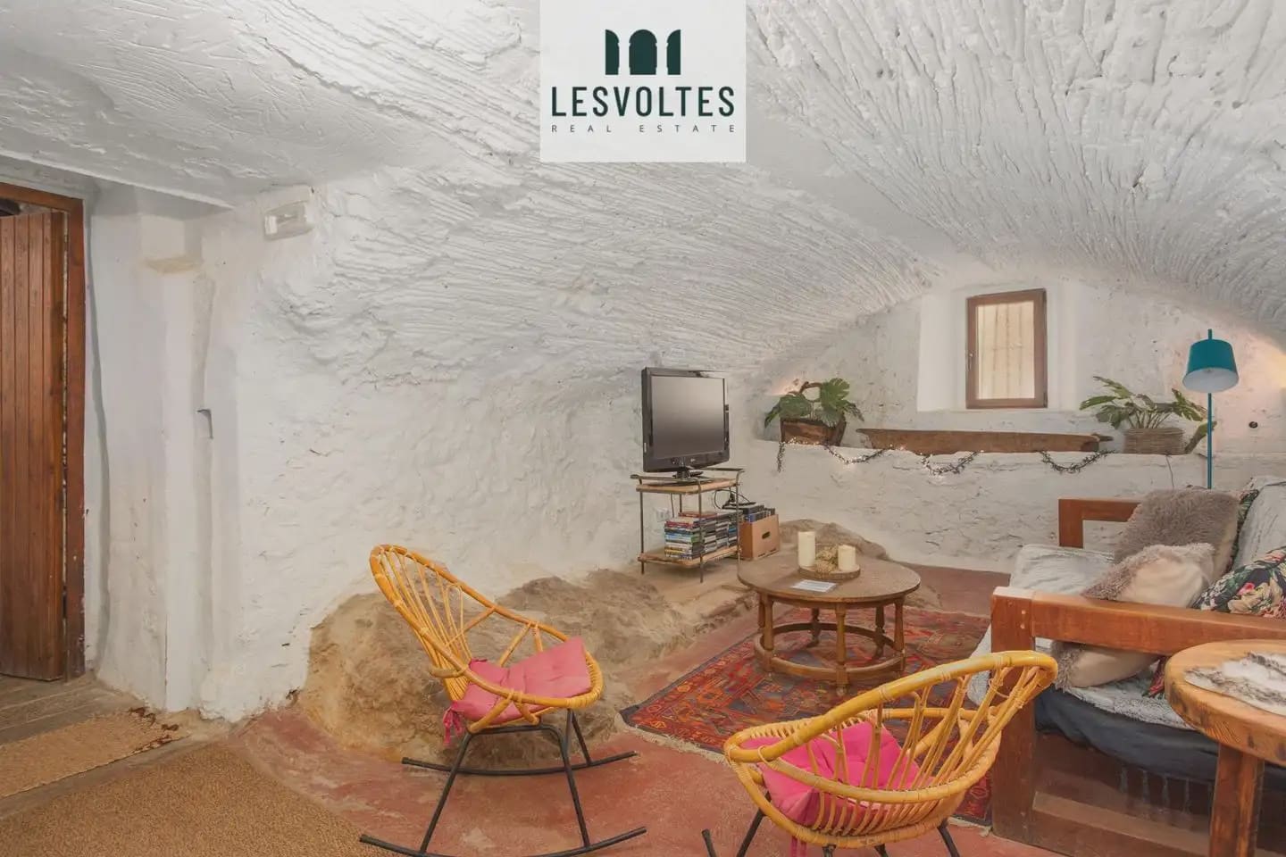 9 soveværelse Finca/Landehus til salg i Bellcaire d'Emporda med swimmingpool garage - € 1.990.000 (Ref: 10081963)