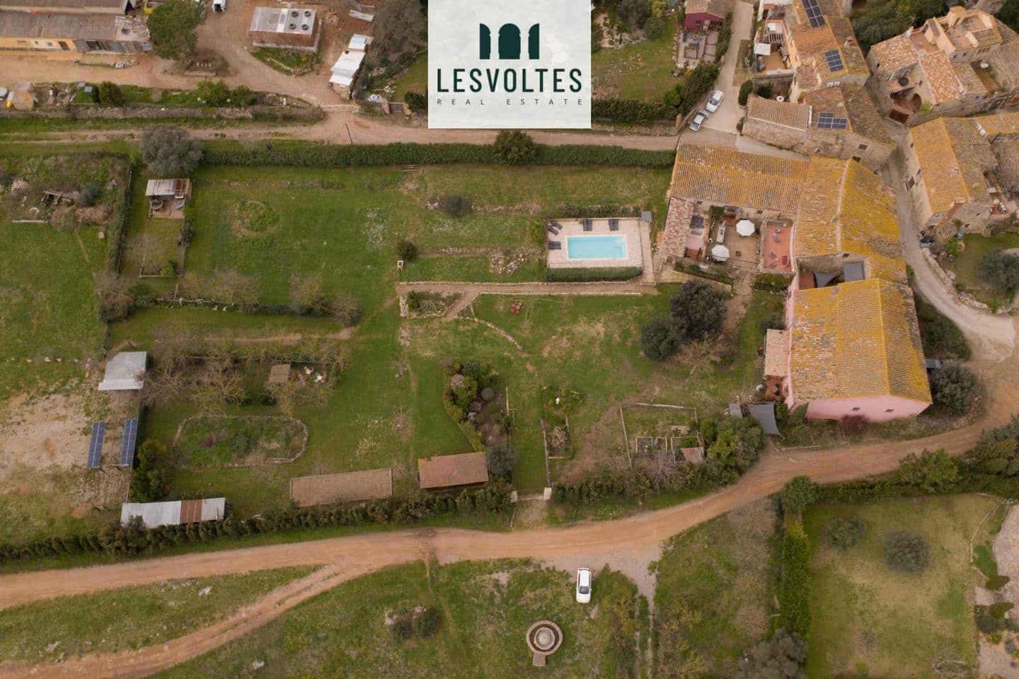 9 bedroom Villa for sale in Bellcaire d'Emporda with pool garage - € 1,990,000 (Ref: 10081963)