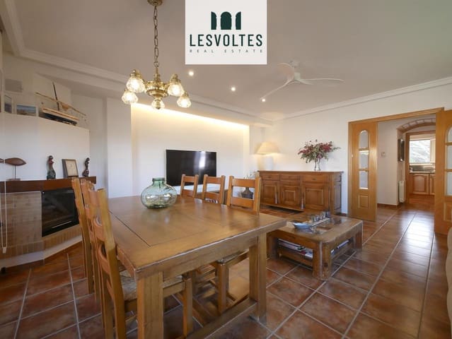 4 Zimmer Villa zu verkaufen in Palafrugell - 550.000 € (Ref: 10081965)