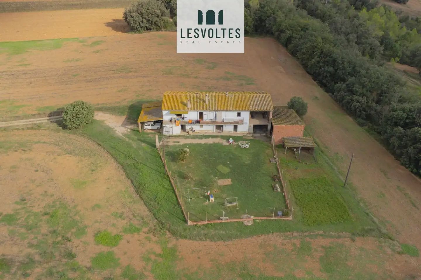6 chambre Finca/Maison de Campagne à vendre à Sant Jordi Desvalls avec garage - 500 000 € (Ref: 10081966)