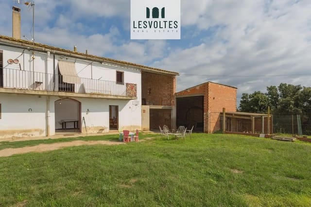 6 chambre Finca/Maison de Campagne à vendre à Sant Jordi Desvalls avec garage - 500 000 € (Ref: 10081966)